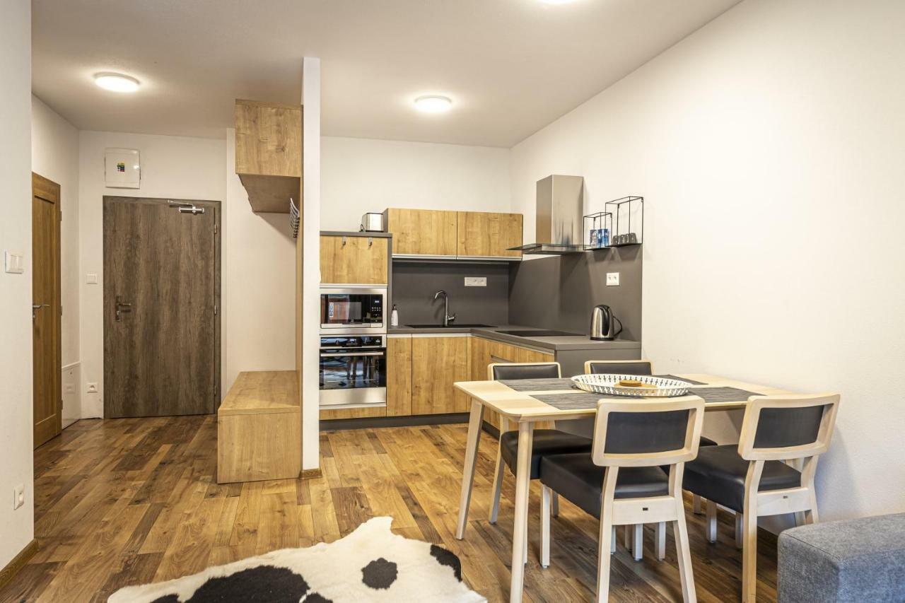 Apartmanovy Dom Poludnica - Chopok Juh ตาเล ภายนอก รูปภาพ