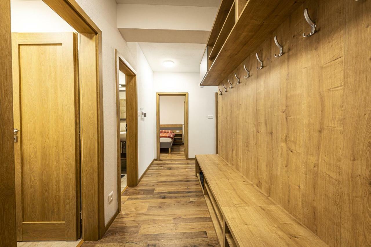 Apartmanovy Dom Poludnica - Chopok Juh ตาเล ภายนอก รูปภาพ