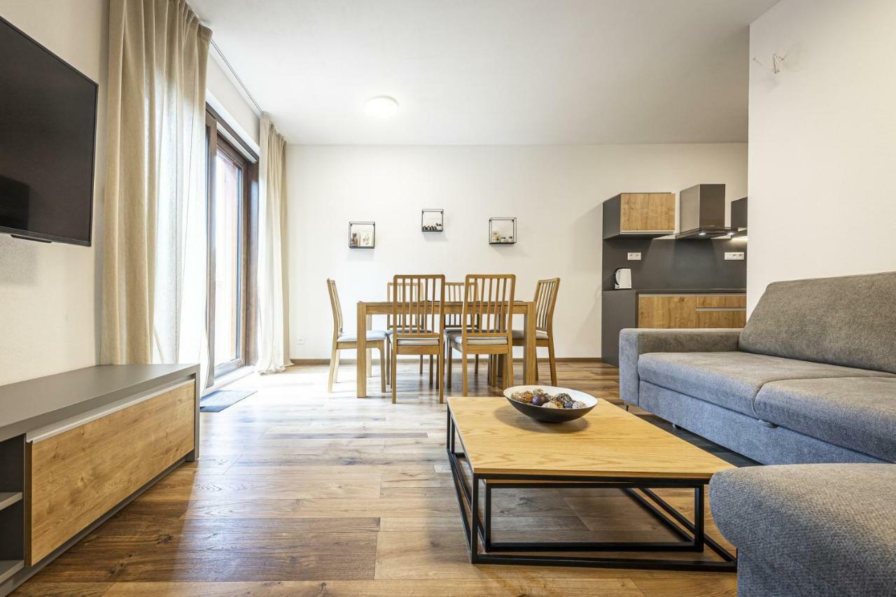 Apartmanovy Dom Poludnica - Chopok Juh ตาเล ภายนอก รูปภาพ