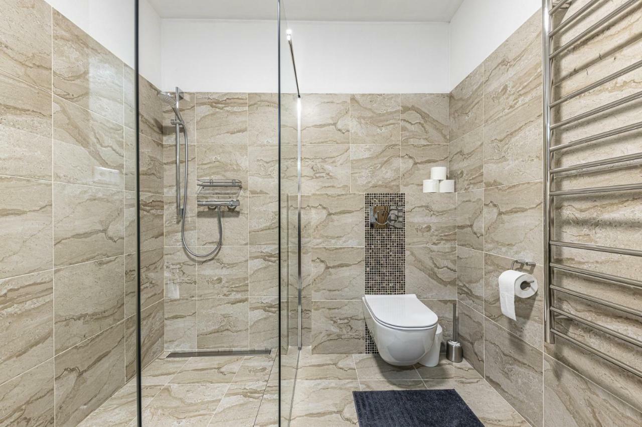 Apartmanovy Dom Poludnica - Chopok Juh ตาเล ภายนอก รูปภาพ