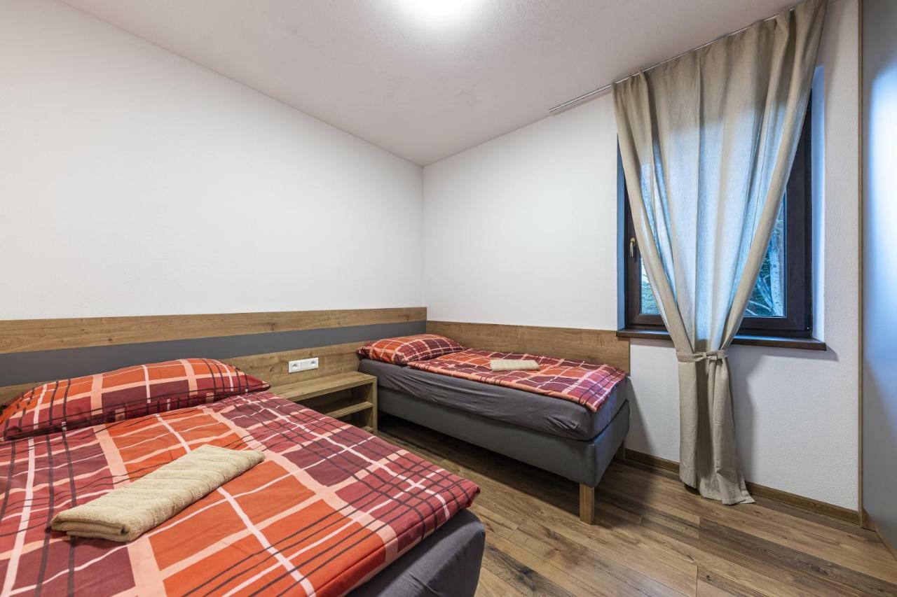 Apartmanovy Dom Poludnica - Chopok Juh ตาเล ภายนอก รูปภาพ